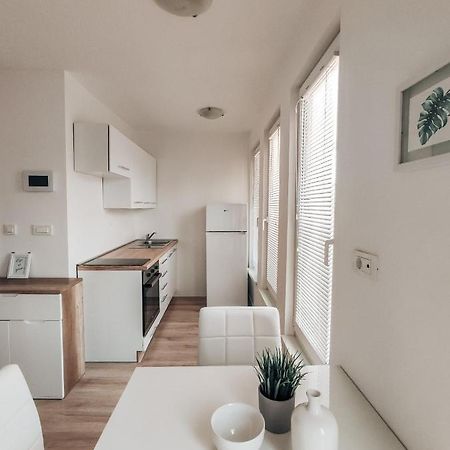 Studio Apartment Sanya Ljubljana Dış mekan fotoğraf