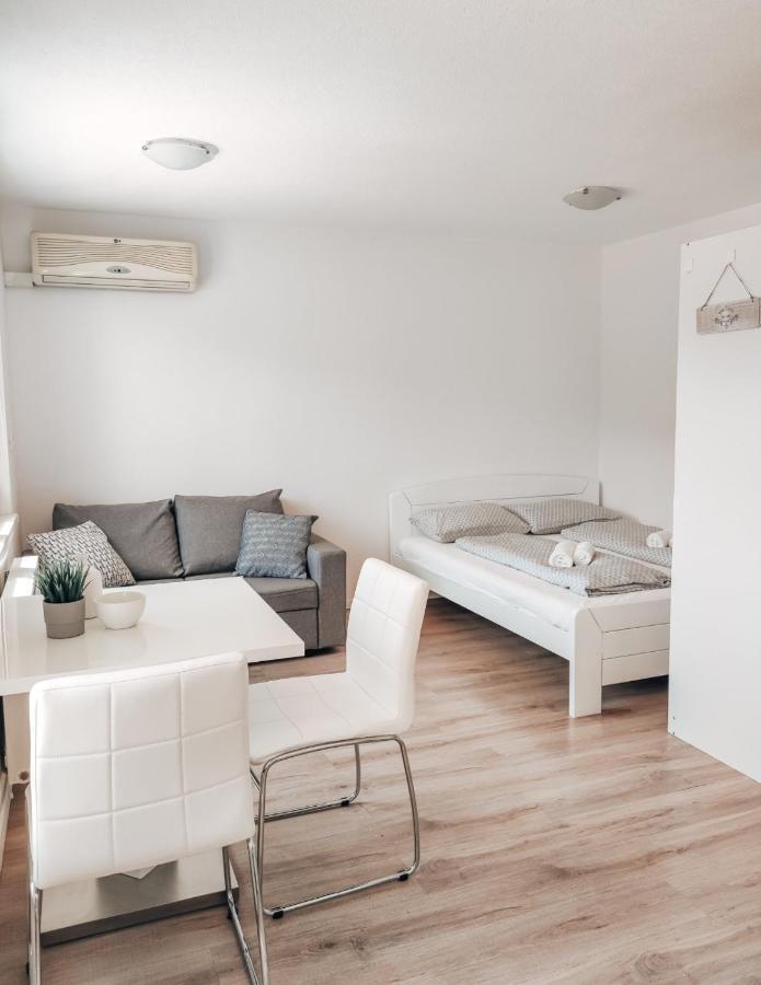 Studio Apartment Sanya Ljubljana Dış mekan fotoğraf